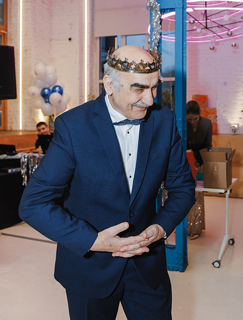 Конкурс дипломных работ курса Ювелир в Русской Академии Ремёсел 2025