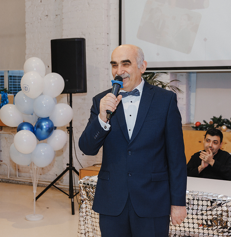 Конкурс дипломных работ курса Ювелир в Русской Академии Ремёсел 2025