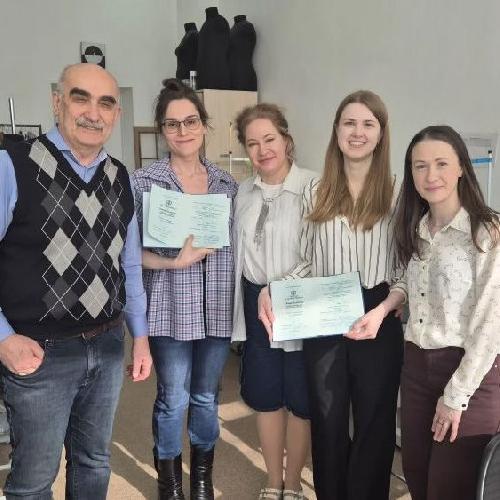 Как слушатели курса швейного дела меняют жизнь