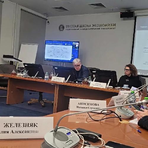 Обсуждаем создание учебных центров по всей России