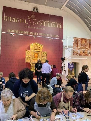 Преподаватели и выпускники Академии на выставке в Московском Доме Художника