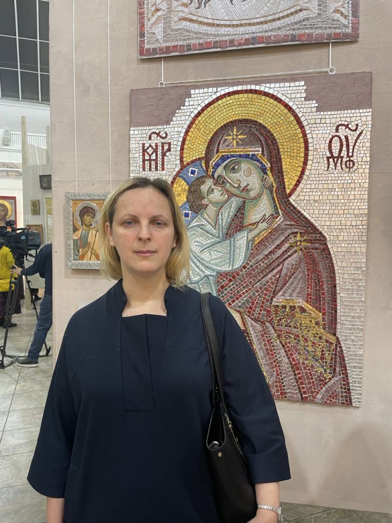 Икона Божией Матери «Взыскание погибших», 120×90, мозаика, 2023 г., автор Королёва В. В.