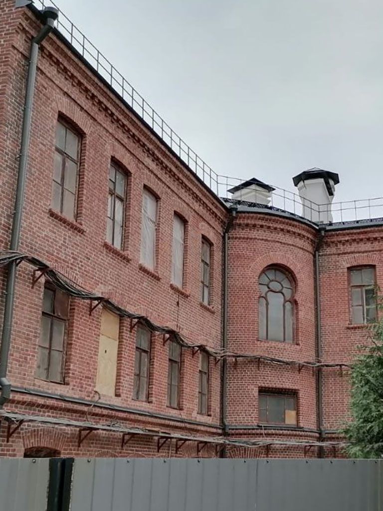 дом Абрикосовых (Бабаевская фабрика) на Красносельской