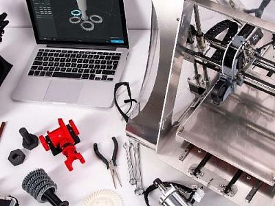 Цифровое производство на заказ: как запустить микробизнес на 3D-печати и литье пластмасс
