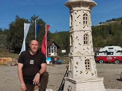 Огненная керамическая скульптура на фестивале «Хвалла гончарам»