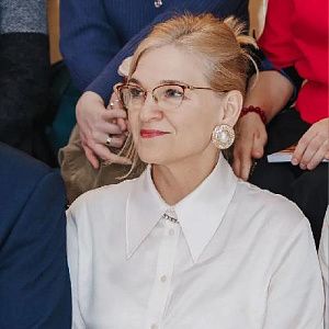 Ректор Русской Академии Ремёсел представила арт‑объект на московской выставке