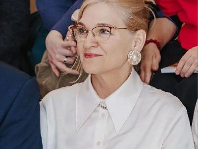 Ректор Русской Академии Ремёсел представила арт‑объект на московской выставке